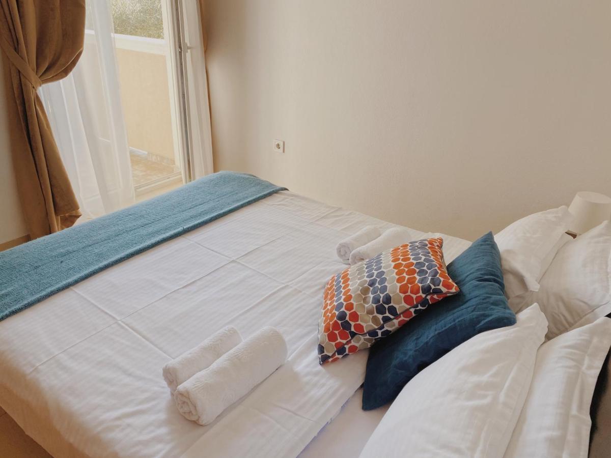 Apartments Sneki Баошичі Екстер'єр фото
